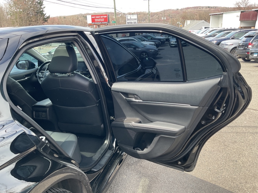 2021 Toyota Camry XLE Auto AWD (Natl) photo