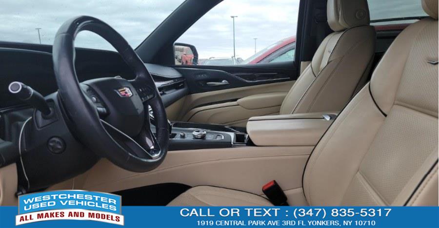 2023 Cadillac Escalade Premium Luxury photo