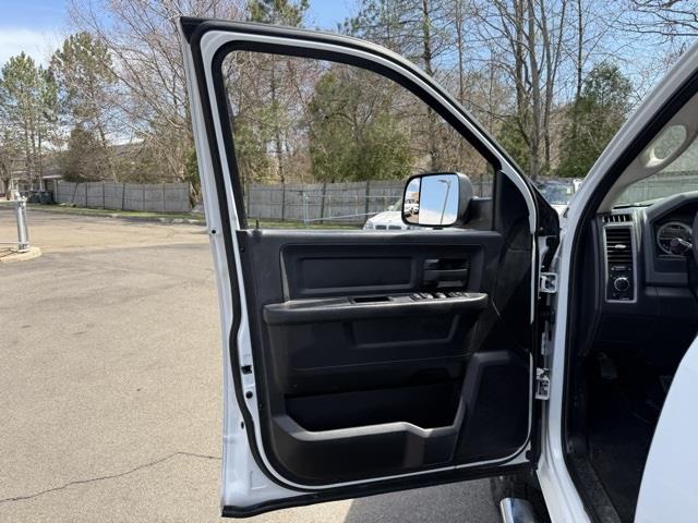 2015 RAM 3500 Tradesman photo
