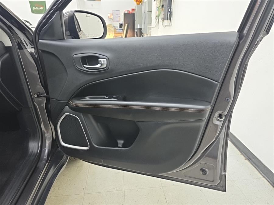 2018 Jeep Compass Limited 4x4 photo