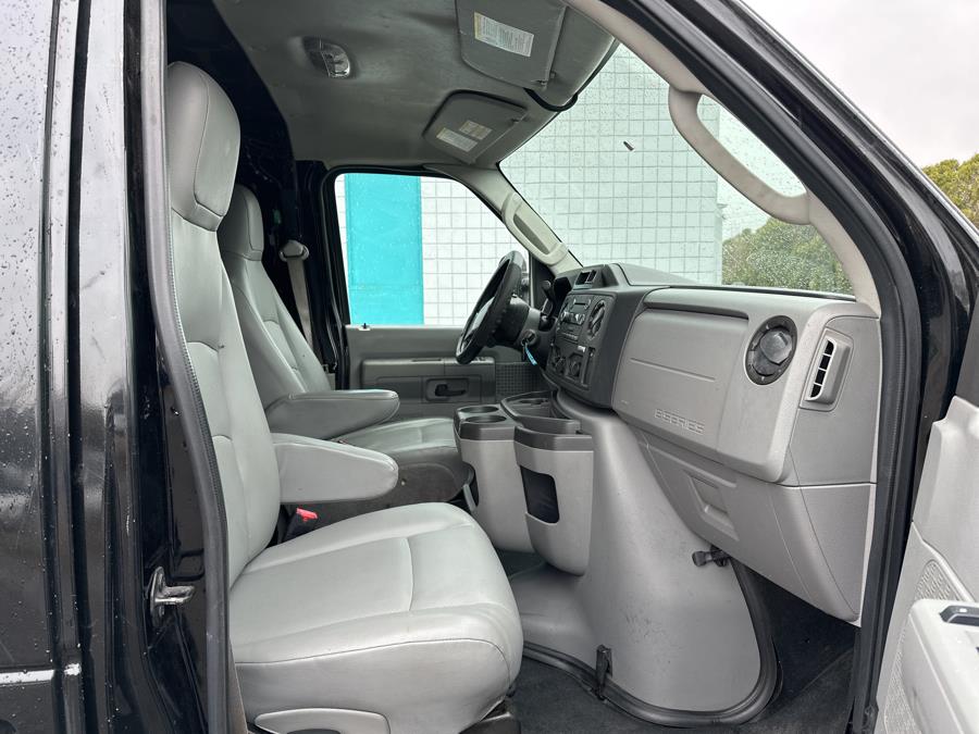 2014 Ford E-150 E-150 photo