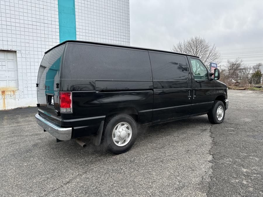 2014 Ford E-150 E-150 photo