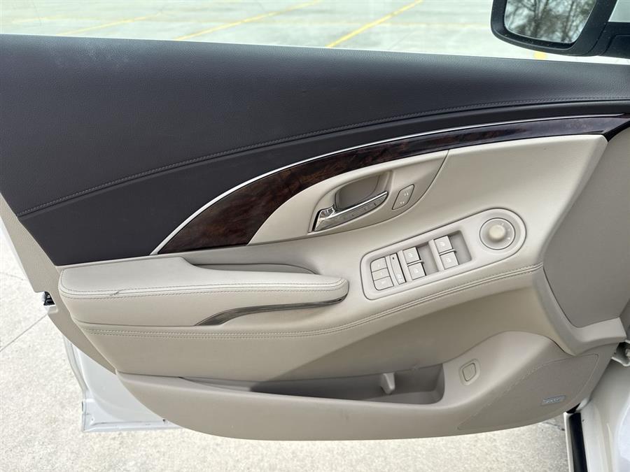 2014 Buick LaCrosse Leather photo