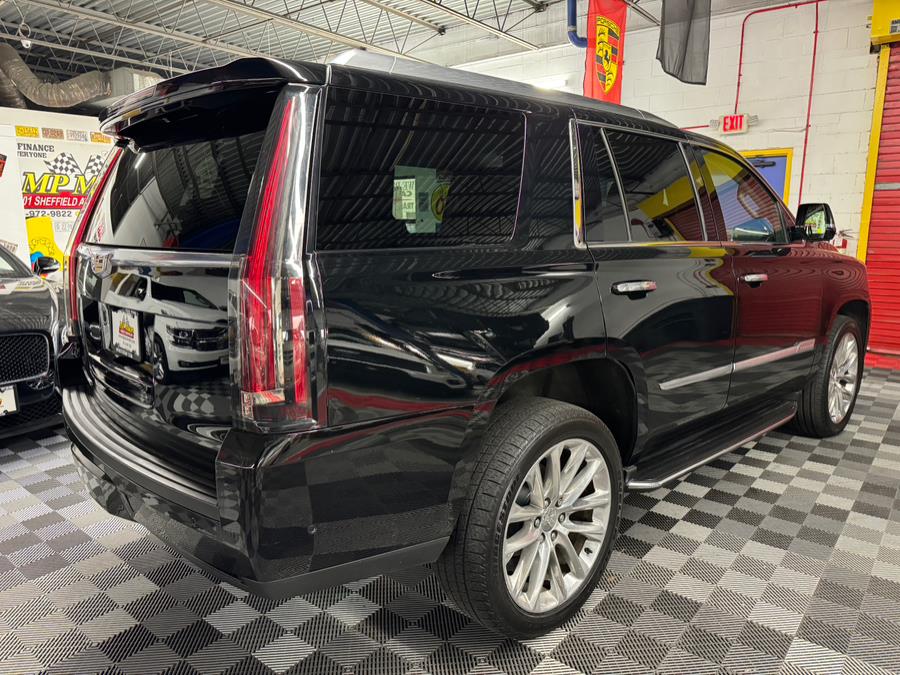 2020 Cadillac Escalade 4WD 4dr Luxury photo