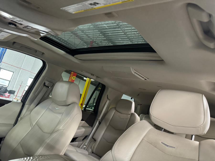 2016 Cadillac Escalade 4WD 4dr Luxury Collection photo