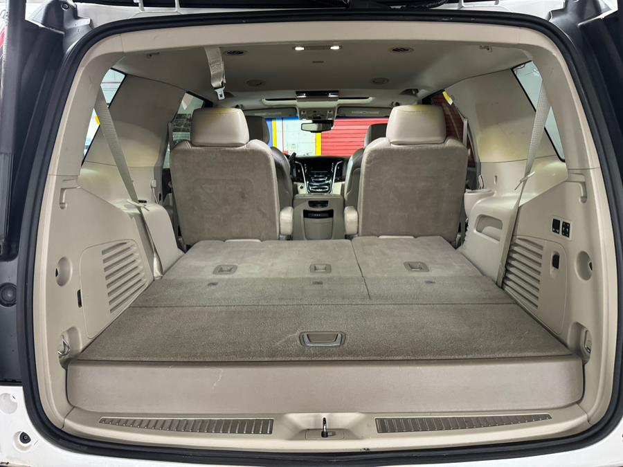 2016 Cadillac Escalade 4WD 4dr Luxury Collection photo