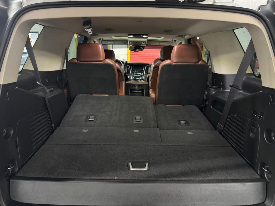 2016 Cadillac Escalade 4WD 4dr Luxury Collection photo