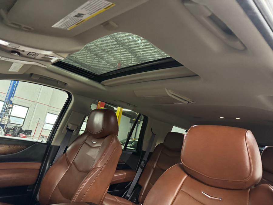 2016 Cadillac Escalade 4WD 4dr Luxury Collection photo
