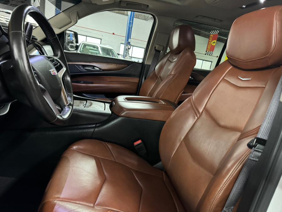 2016 Cadillac Escalade 4WD 4dr Luxury Collection photo