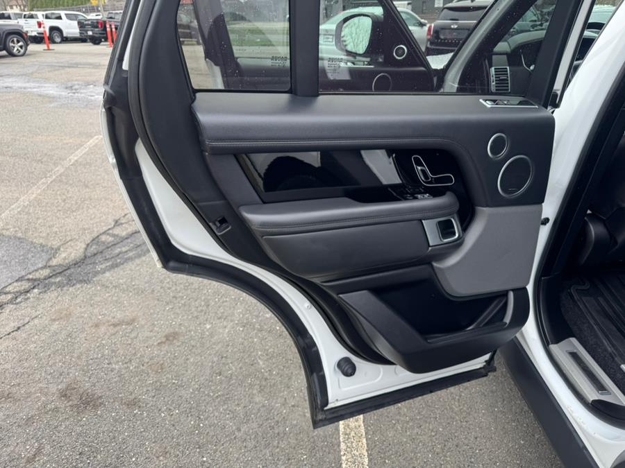 2018 Land Rover Range Rover V6 Supercharged HSE SWB photo