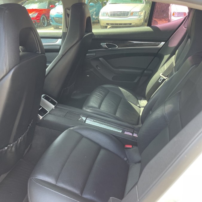 2012 Porsche Panamera S photo