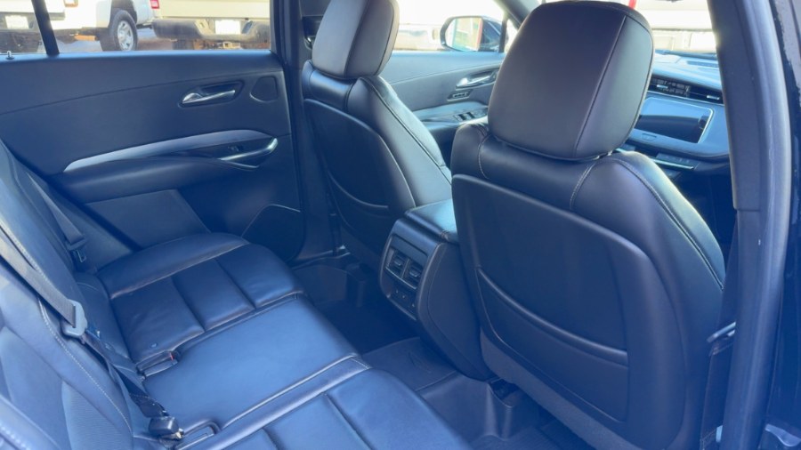 2019 Cadillac XT4 AWD 4dr Premium Luxury photo