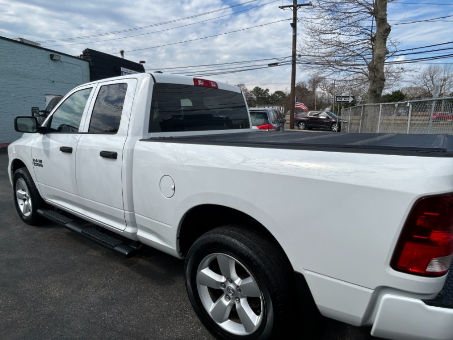 2015 RAM 1500 4WD Quad Cab 140.5