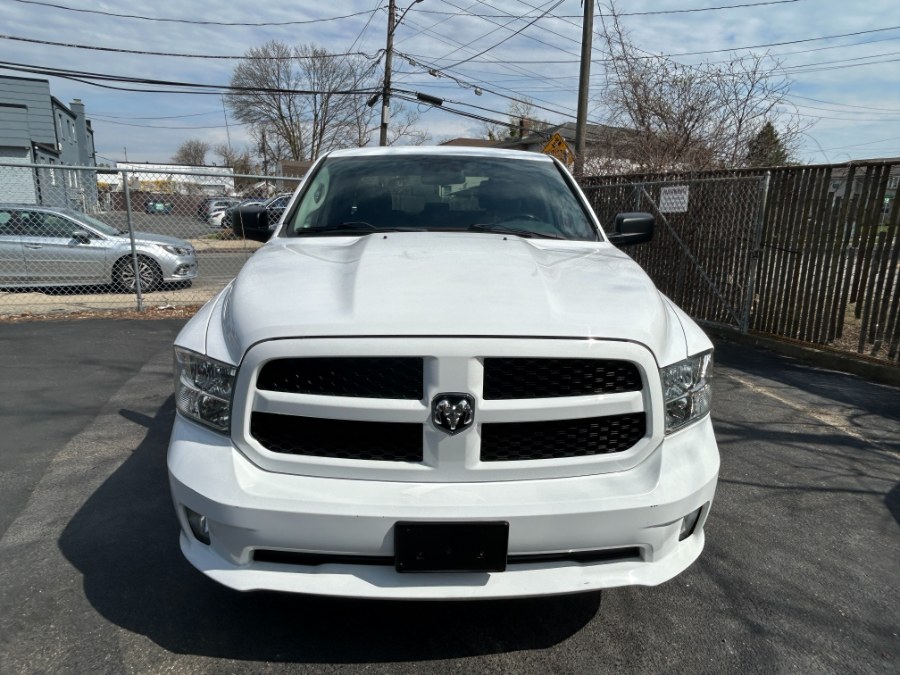 2015 RAM 1500 4WD Quad Cab 140.5