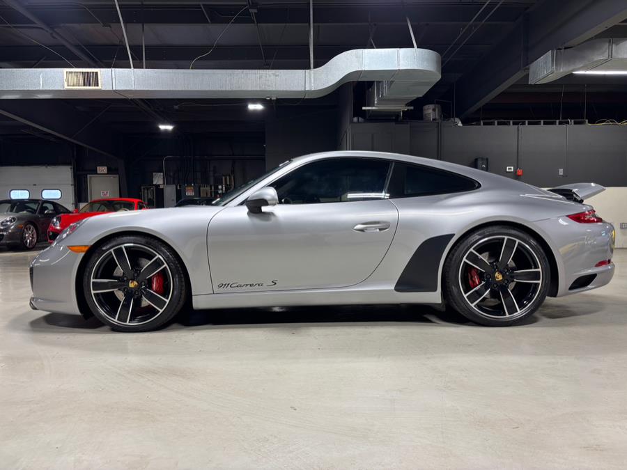 2017 Porsche 911 Carrera S Coupe photo