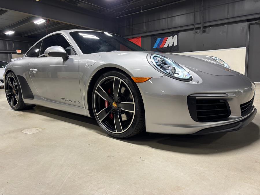 2017 Porsche 911 Carrera S Coupe photo