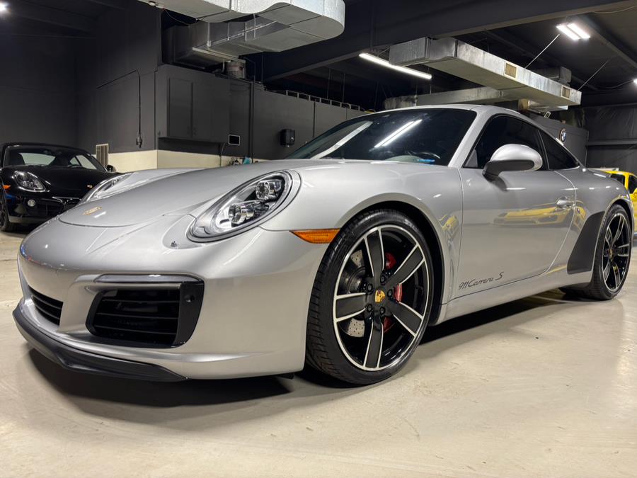 2017 Porsche 911 Carrera S Coupe photo