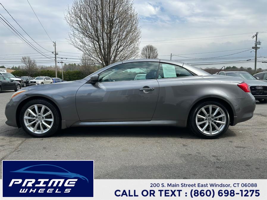2011 Infiniti Legend photo