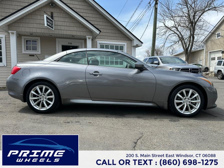 2011 Infiniti Legend photo