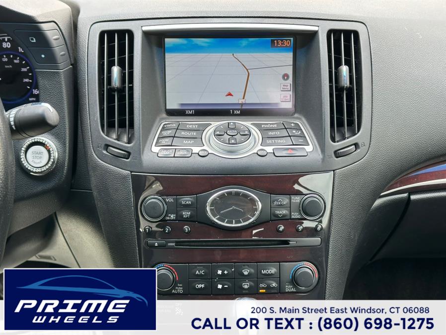 2011 Infiniti Legend photo