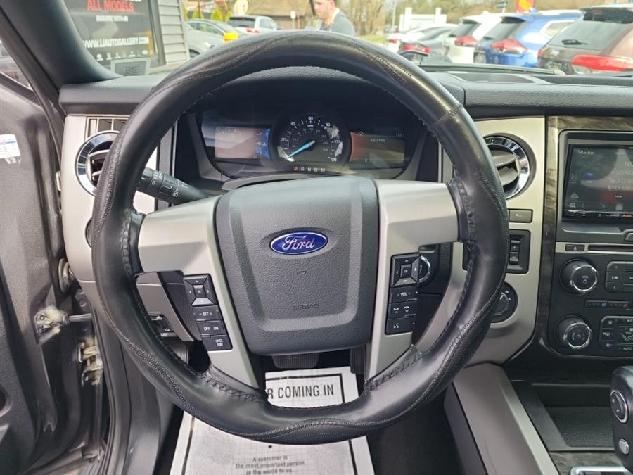2015 Ford Expedition 4WD 4dr Limited photo