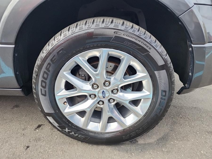 2015 Ford Expedition 4WD 4dr Limited photo