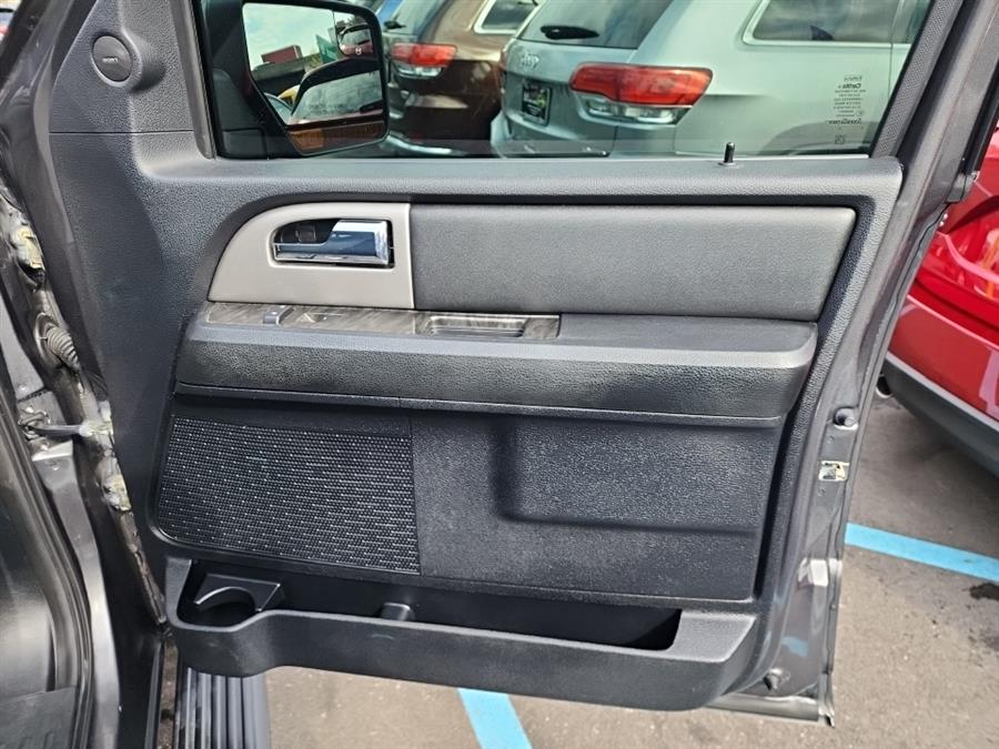 2015 Ford Expedition 4WD 4dr Limited photo