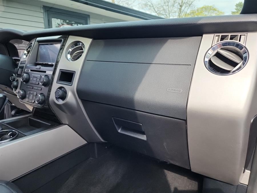 2015 Ford Expedition 4WD 4dr Limited photo