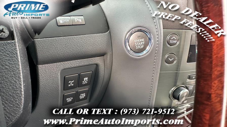 2010 Lexus LX 570 photo