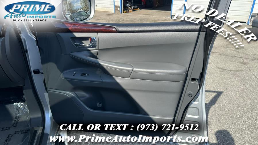 2010 Lexus LX 570 photo