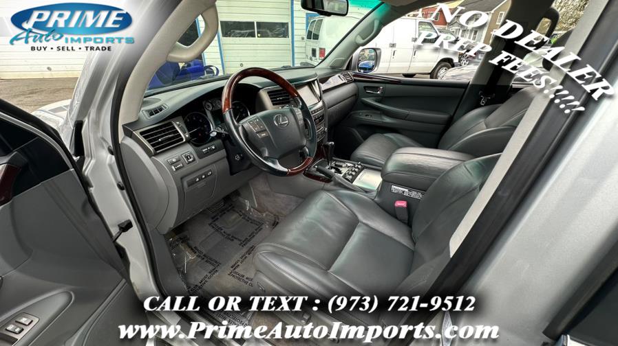 2010 Lexus LX 570 photo