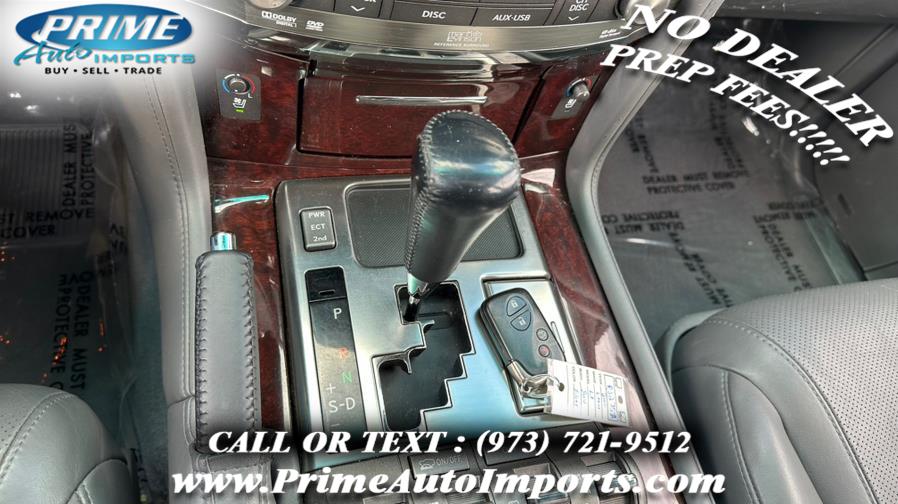 2010 Lexus LX 570 photo