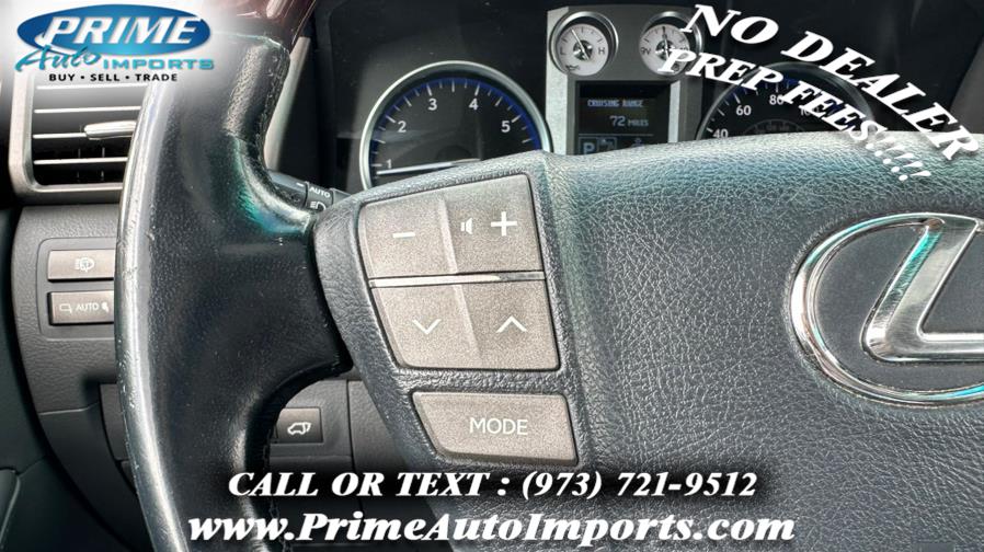2010 Lexus LX 570 photo