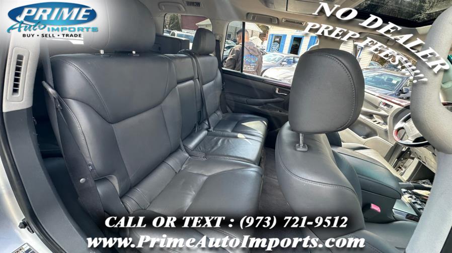 2010 Lexus LX 570 photo