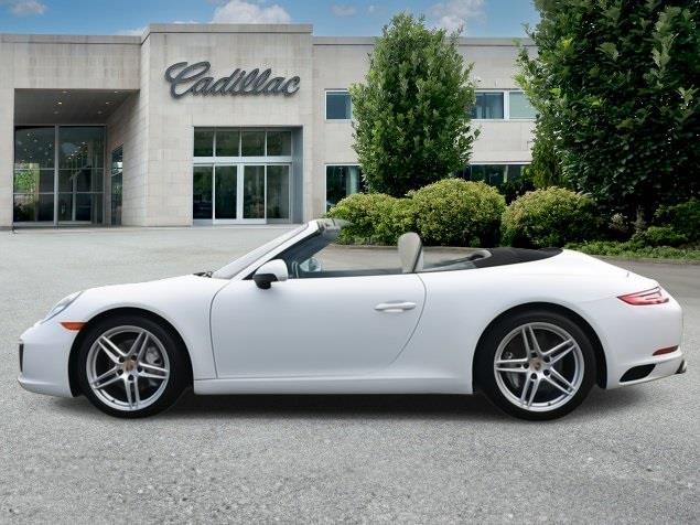 2017 Porsche 911 Carrera photo
