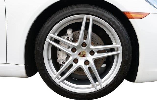 2017 Porsche 911 Carrera photo