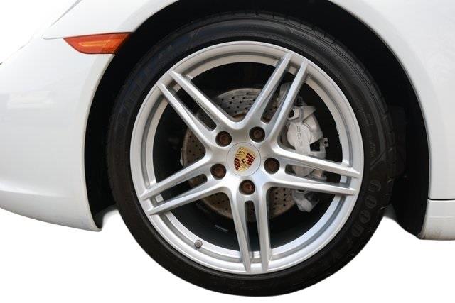 2017 Porsche 911 Carrera photo