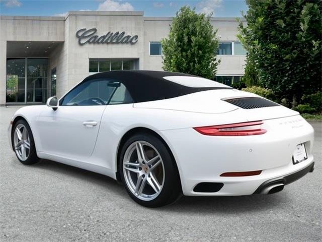 2017 Porsche 911 Carrera photo