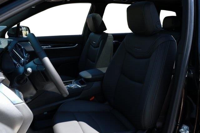 2023 Cadillac XT6 Premium Luxury photo