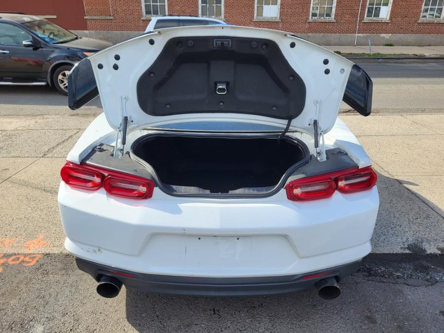 2020 Chevrolet Camaro 2dr Cpe 1LT photo