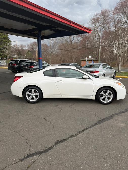 2008 Nissan Altima 3.5 SE photo