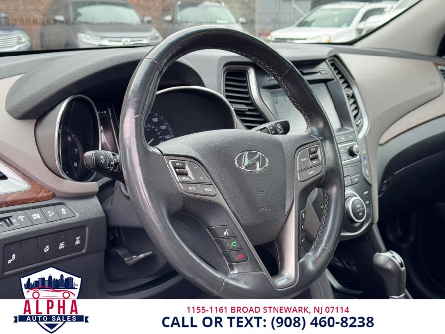 2017 Hyundai Santa Fe Limited Ultimate 3.3L Auto AWD photo