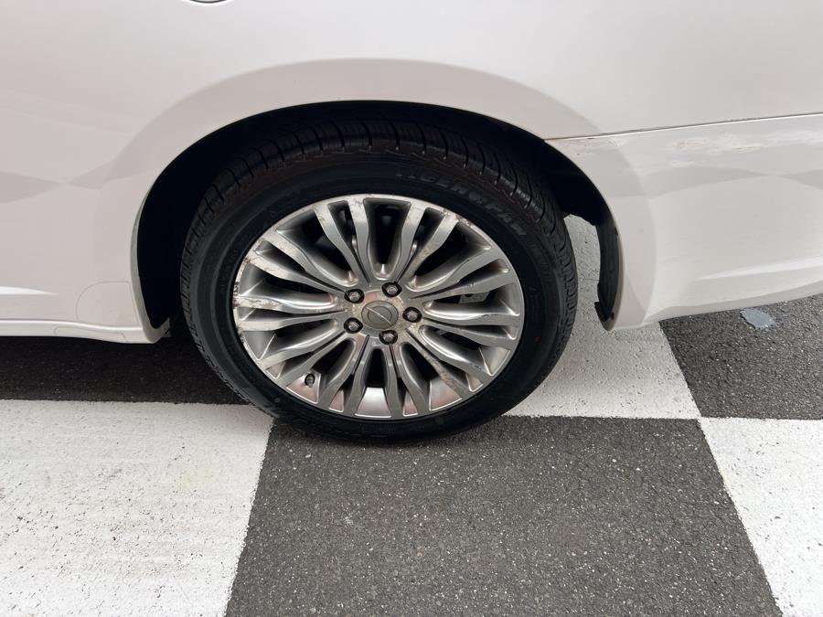 2012 Chrysler Legend Limited photo
