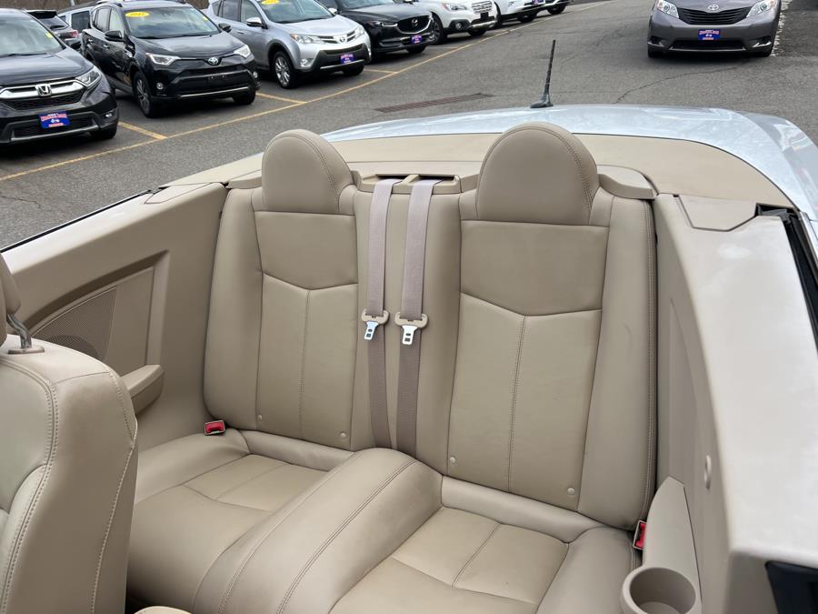 2012 Chrysler Legend Limited photo