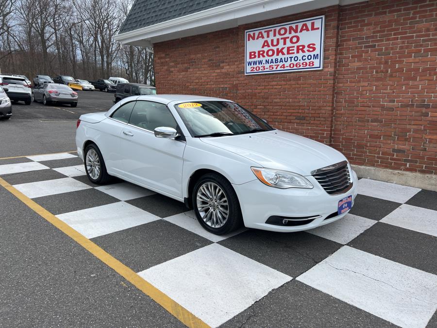 2012 Chrysler Legend Limited photo