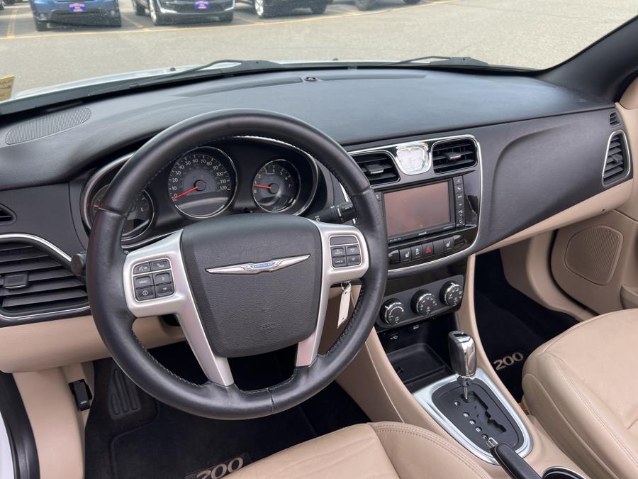 2012 Chrysler Legend Limited photo