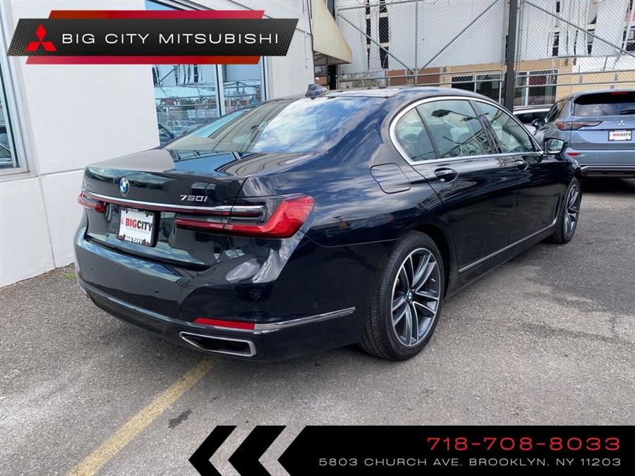 2022 BMW 7-Series 750i xDrive photo