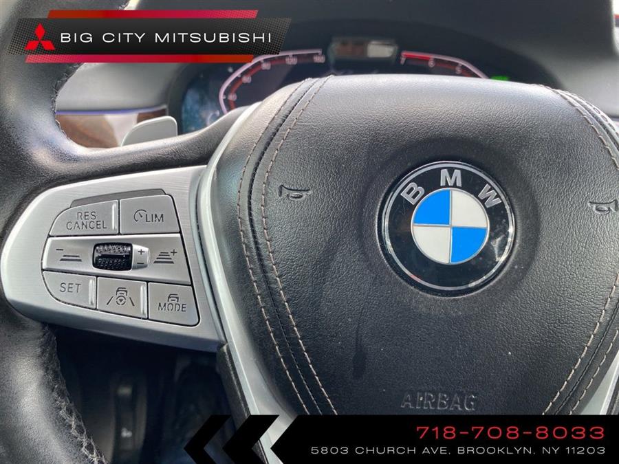 2022 BMW 7-Series 750i xDrive photo
