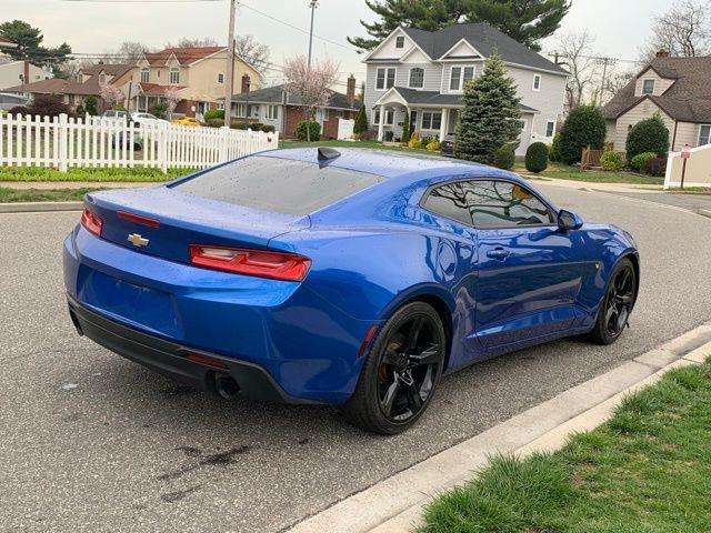 2017 Chevrolet Camaro 2LT photo