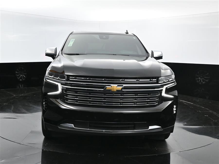 2023 Chevrolet Suburban Premier photo